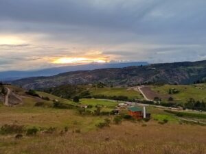 Cupazaina entre nubes y scaled